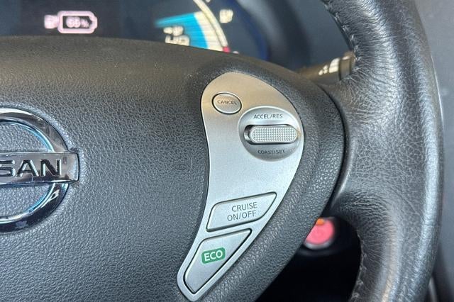 2015 Nissan LEAF S