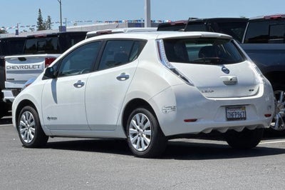 2015 Nissan LEAF S