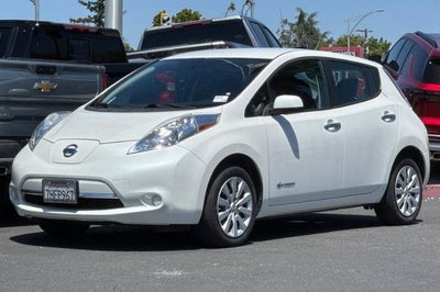 2015 Nissan LEAF S