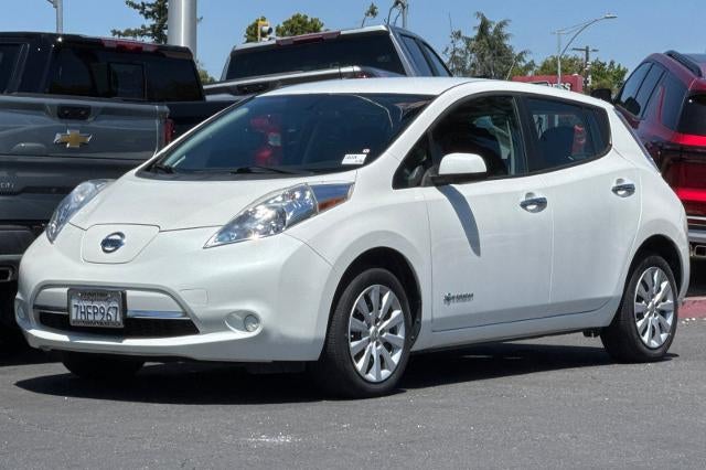 2015 Nissan LEAF S