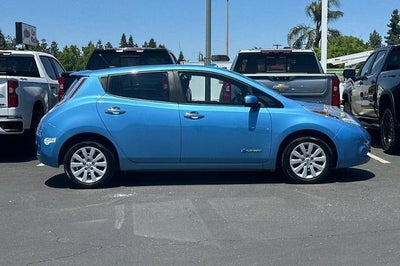 2013 Nissan LEAF S