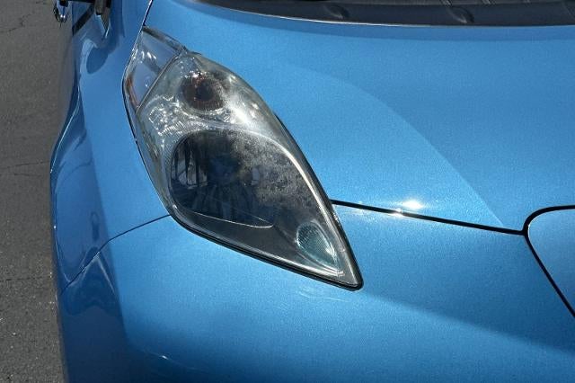 2013 Nissan LEAF S