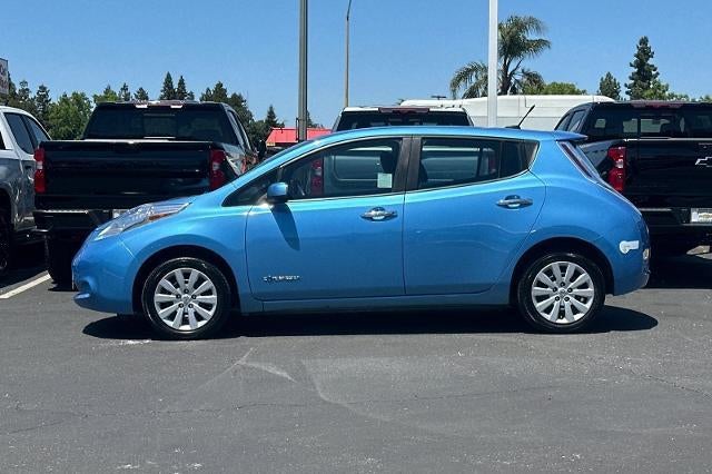 2013 Nissan LEAF S