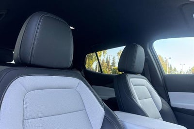 2024 Chevrolet Equinox EV 2LT