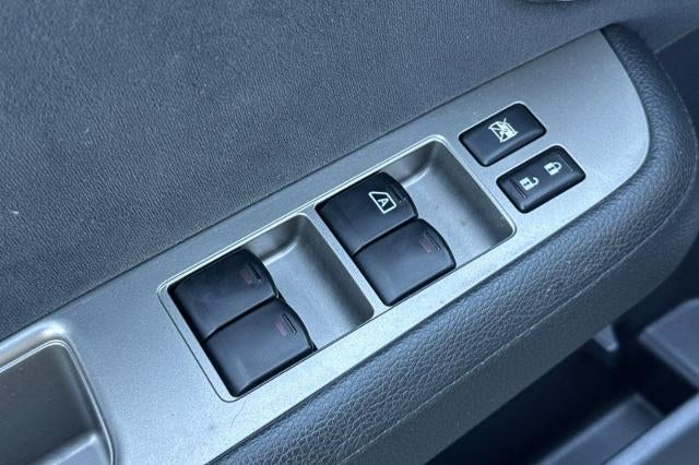 2011 Nissan Versa 1.8 S