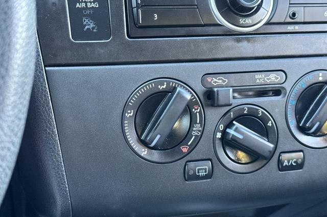 2011 Nissan Versa 1.8 S