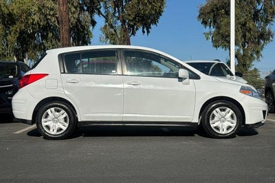 2011 Nissan Versa 1.8 S