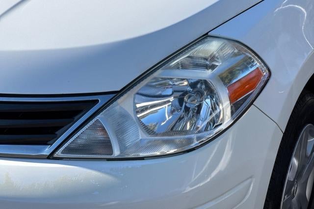 2011 Nissan Versa 1.8 S