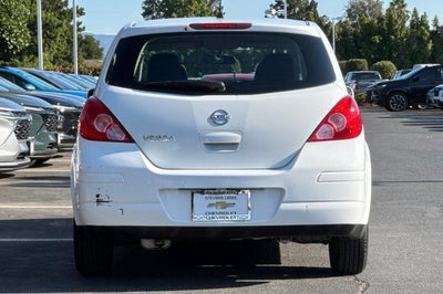 2011 Nissan Versa 1.8 S
