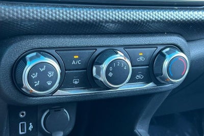 2020 Nissan Kicks S