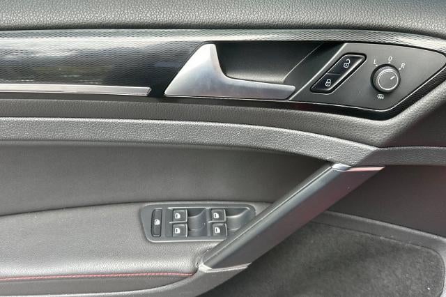 2015 Volkswagen Golf GTI S