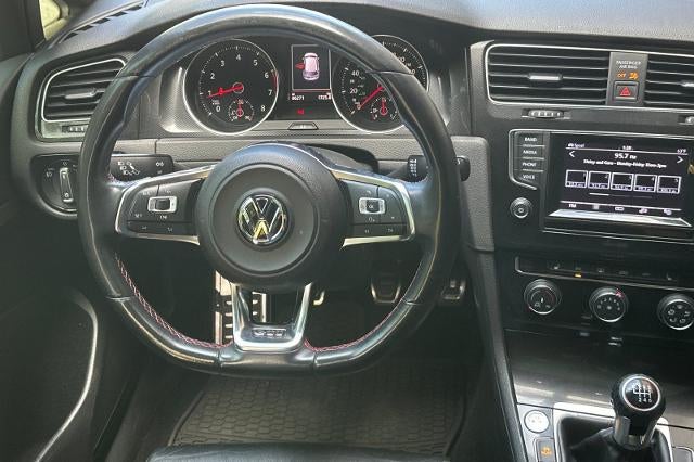 2015 Volkswagen Golf GTI S