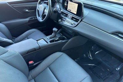 2024 Lexus ES ES 300h