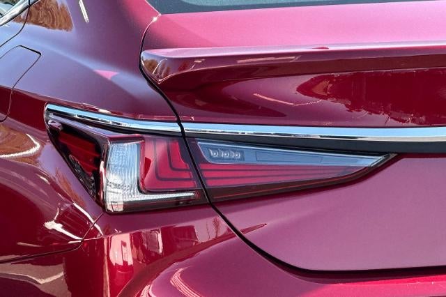 2024 Lexus ES ES 300h