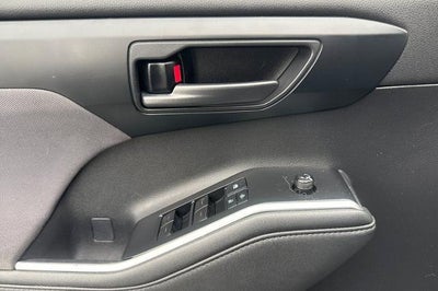 2021 Toyota Highlander Hybrid LE