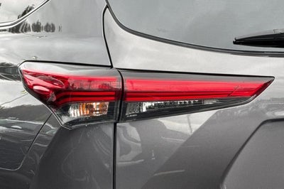 2021 Toyota Highlander Hybrid LE