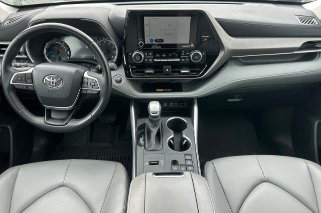 2025 Toyota Highlander Hybrid XLE