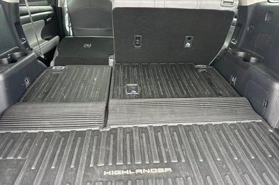 2025 Toyota Highlander Hybrid XLE