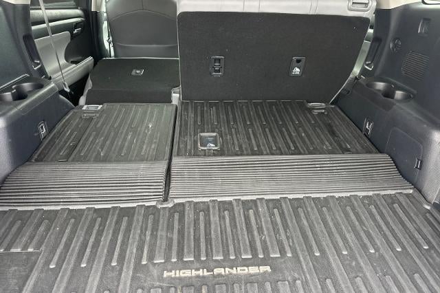 2025 Toyota Highlander Hybrid XLE