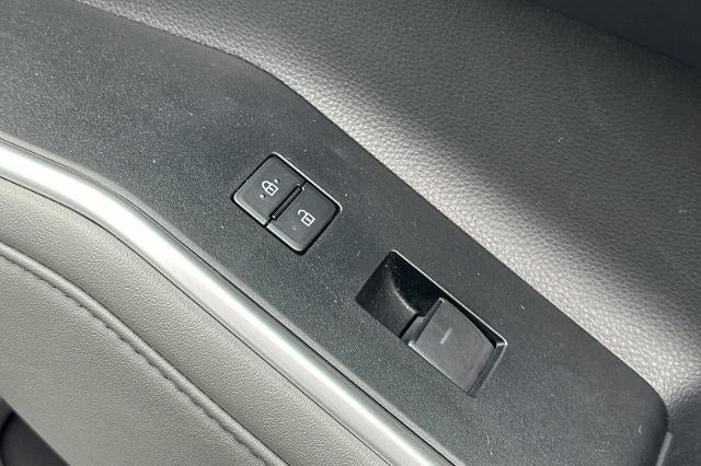 2025 Toyota Highlander Hybrid XLE