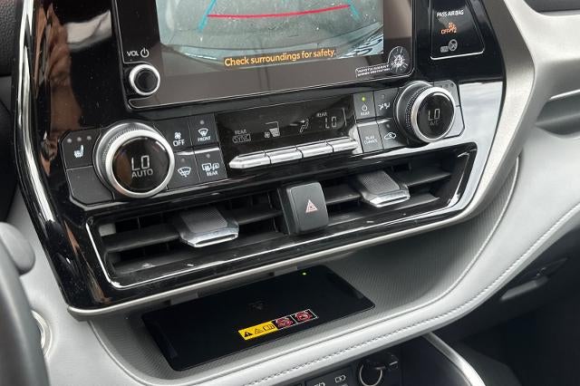 2025 Toyota Highlander Hybrid XLE