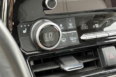 2025 Toyota Highlander Hybrid XLE