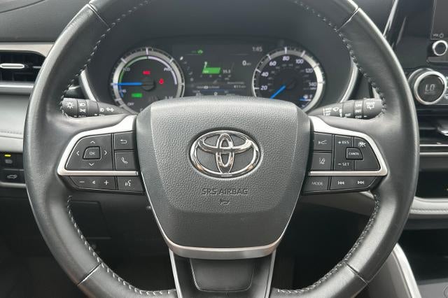 2025 Toyota Highlander Hybrid XLE