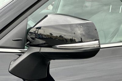 2025 Toyota Highlander Hybrid XLE