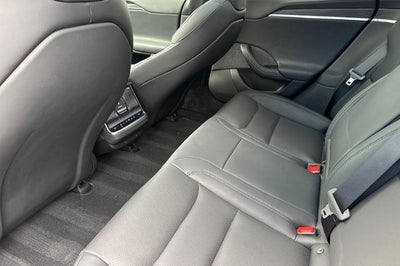 2024 Tesla Model S Base
