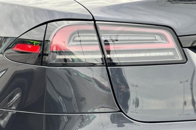 2024 Tesla Model S Base