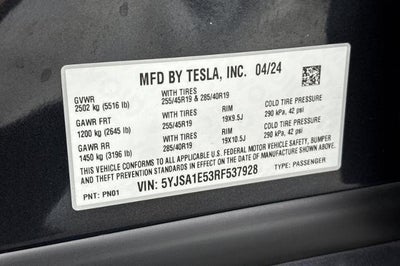 2024 Tesla Model S Base
