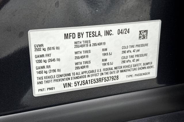 2024 Tesla Model S Base