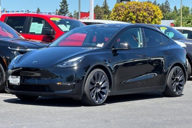 2025 Tesla Model Y Performance