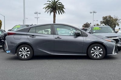 2021 Toyota Prius Prime LE