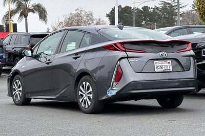 2021 Toyota Prius Prime LE