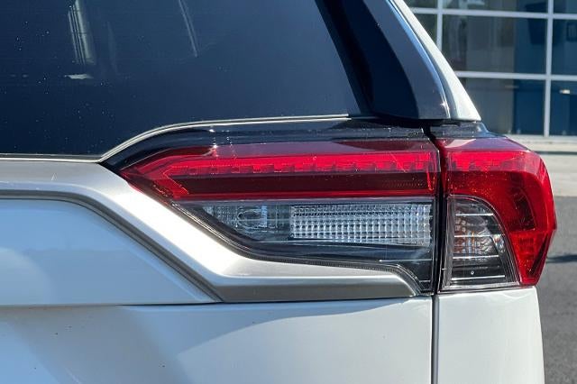 2020 Toyota RAV4 Hybrid XSE