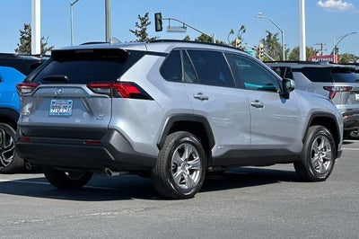 2025 Toyota RAV4 Hybrid LE