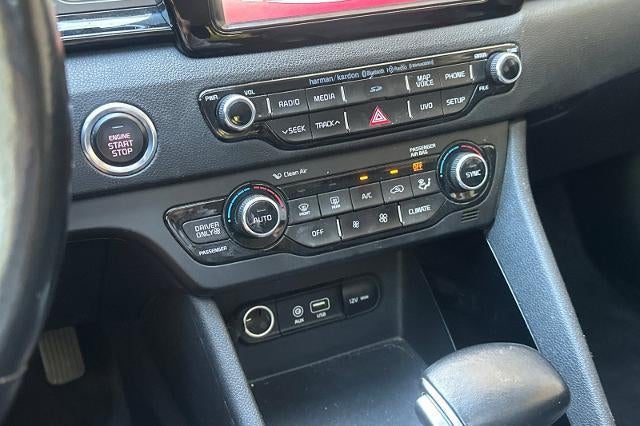 2017 Kia Niro Touring