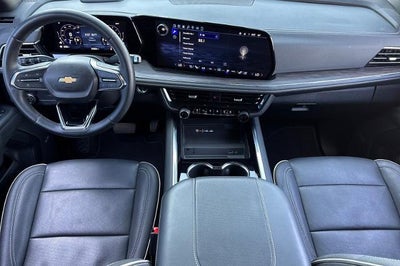 2025 Chevrolet Suburban Premier