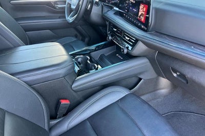 2025 Chevrolet Suburban Z71