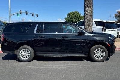 2024 Chevrolet Suburban LT