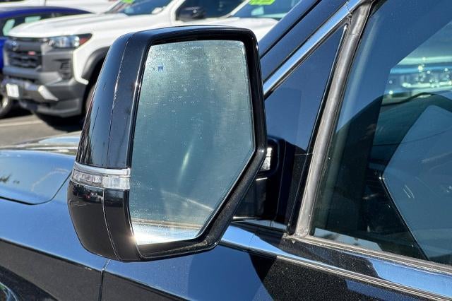 2018 Cadillac Escalade ESV Premium Luxury