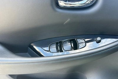2018 Nissan LEAF SL