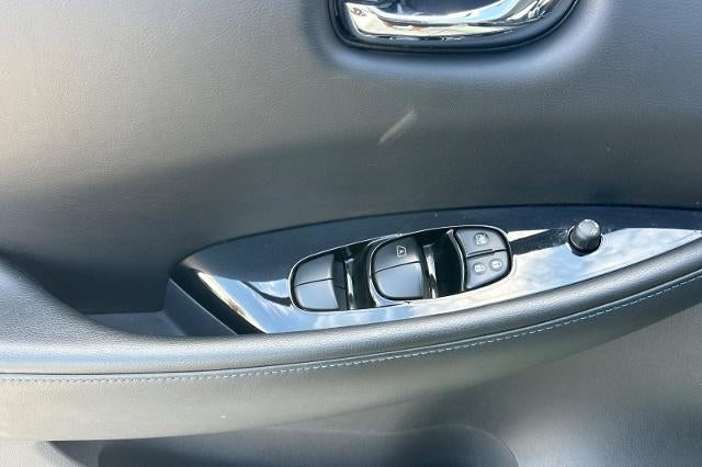 2018 Nissan LEAF SL