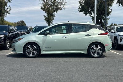 2018 Nissan LEAF SL