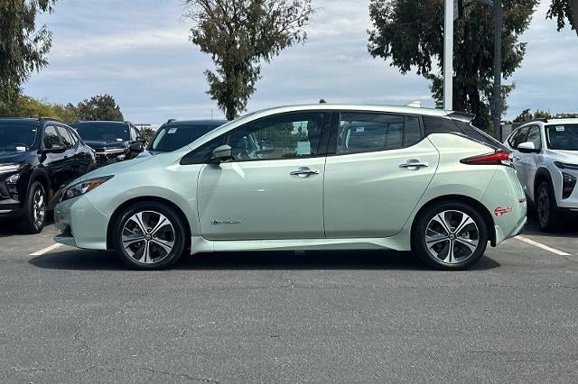 2018 Nissan LEAF SL