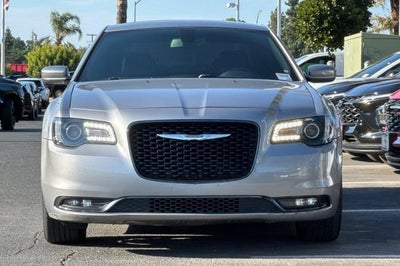 2018 Chrysler 300 300S