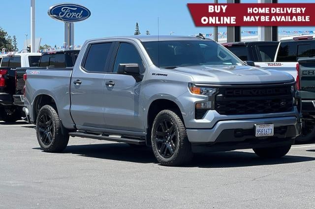 2023 Chevrolet Silverado 1500 Custom 4X4 Crew Cab Short Box's photo