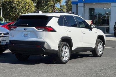 2021 Toyota RAV4 Hybrid XLE