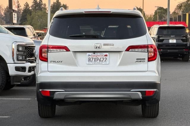 2022 Honda Pilot Touring 7-Passenger